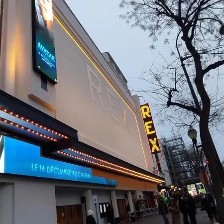 Hotel Le Clery Parijs