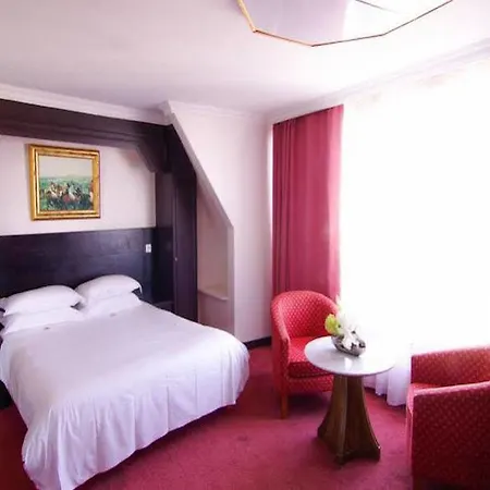 Hotel Le Clery Paris
