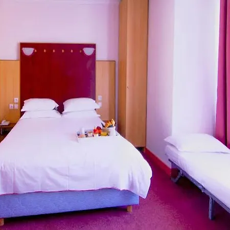 Hotel Le Clery 4*