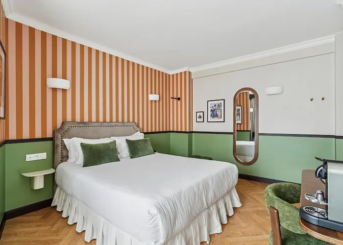 Du Flaneur Otel 4*