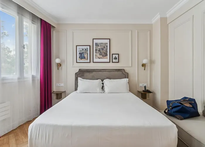 Du Flaneur Otel Paris