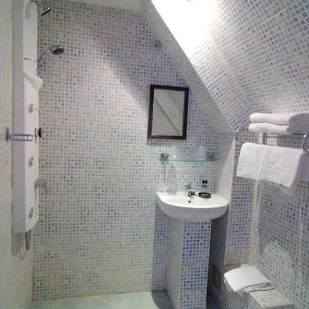 Le Clery Hotel 4*